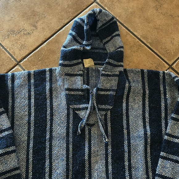 Mexican Hooded Rug Sweater | Blue XL Drug Rug | Hippie Fall | Oversized Hoodie - Picture 6 of 8